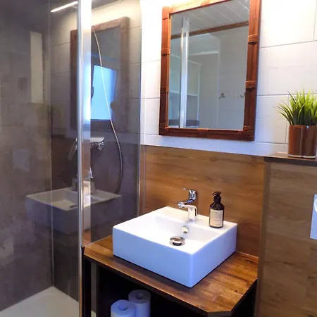 דירה Ostsee Tiny Haus Wachtel בארת'